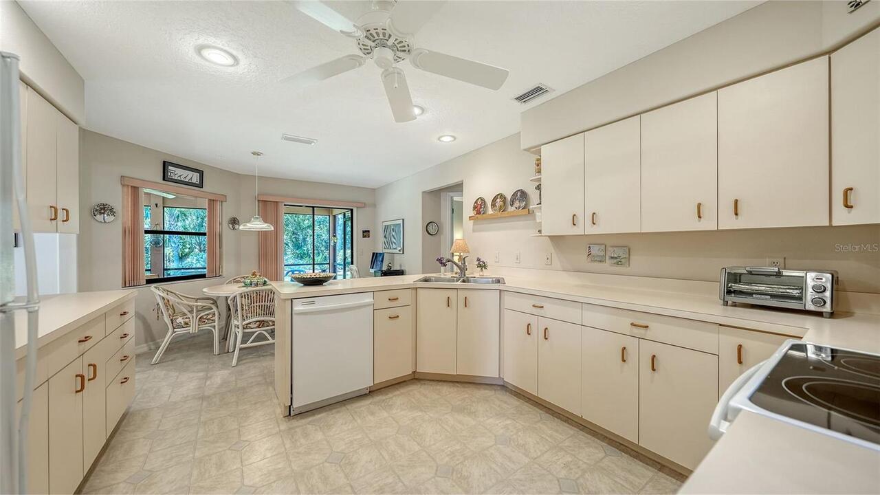 Listing Photo 22