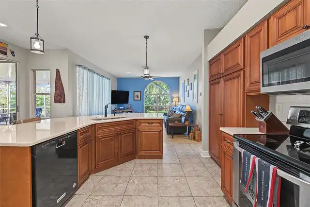 Listing Photo 23