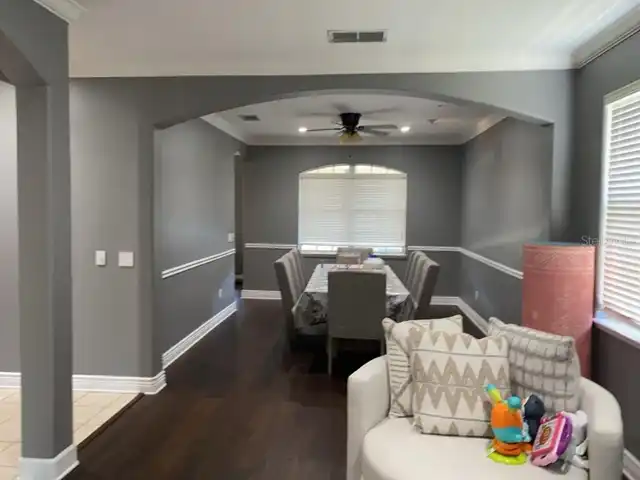 Listing Photo 8