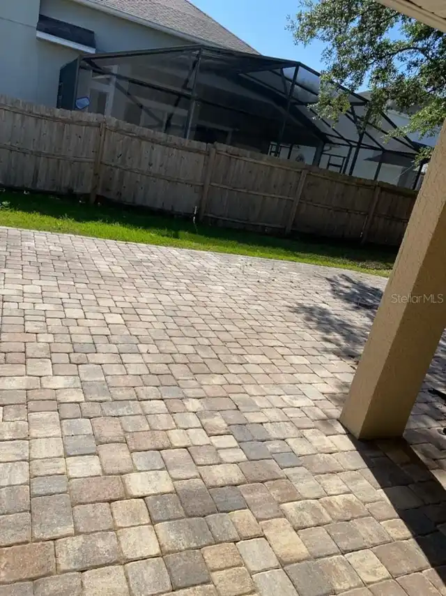 Listing Photo 16