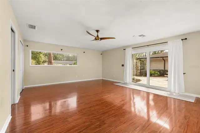 Listing Photo 41