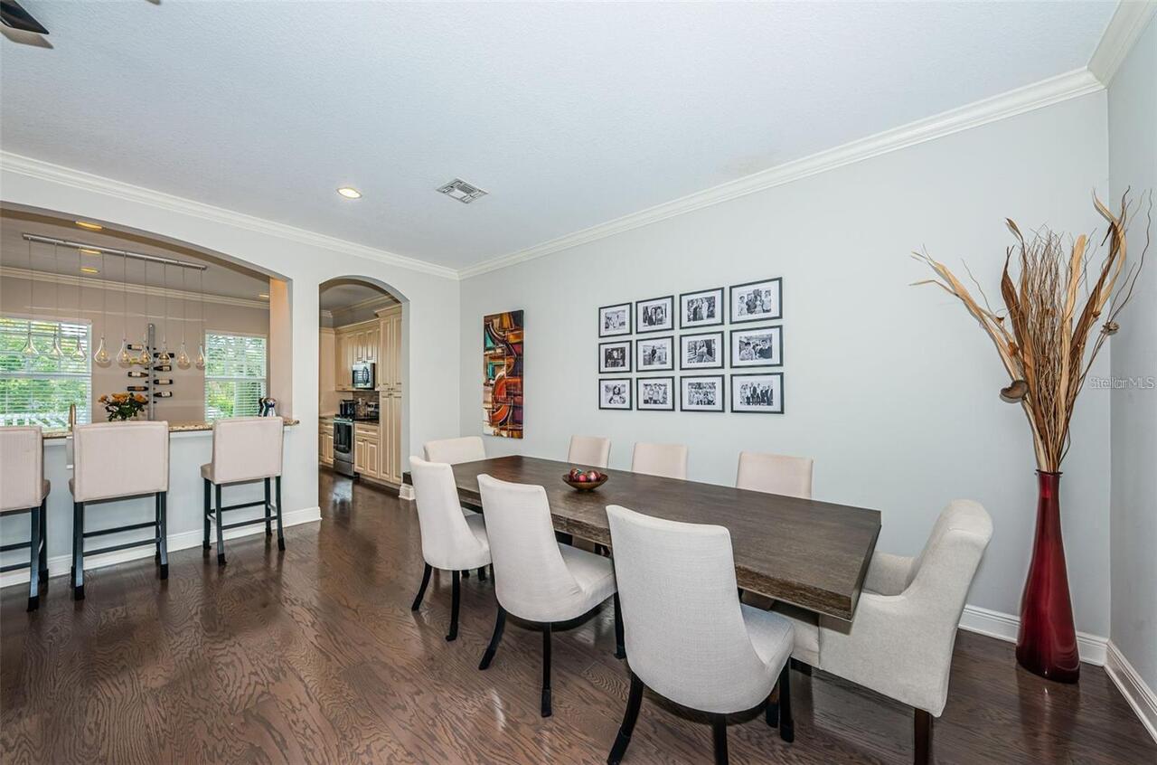 Listing Photo 12