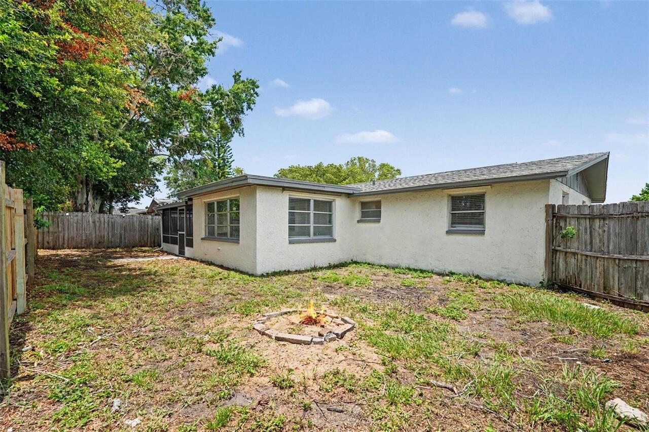 Listing Photo 16