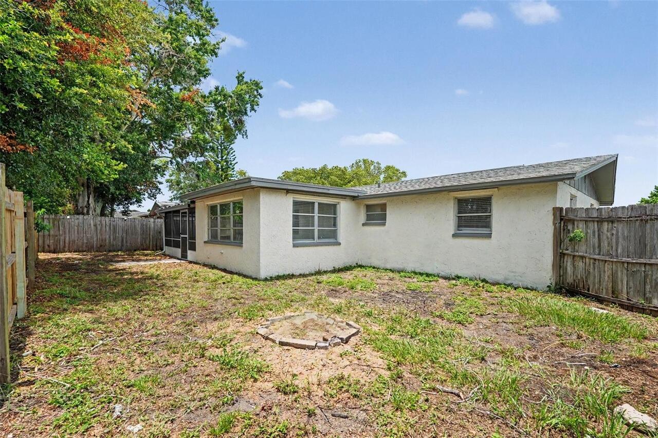 Listing Photo 17