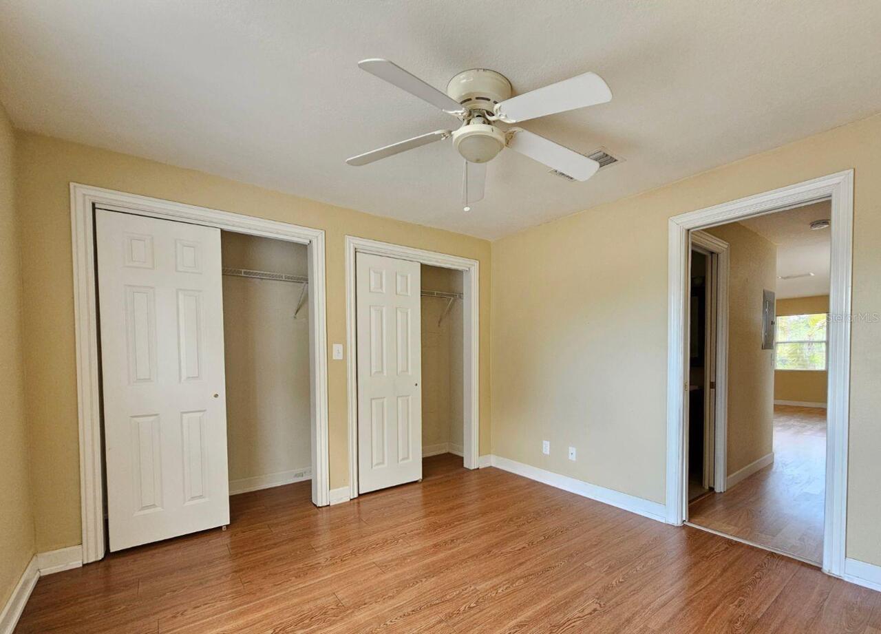 Listing Photo 9