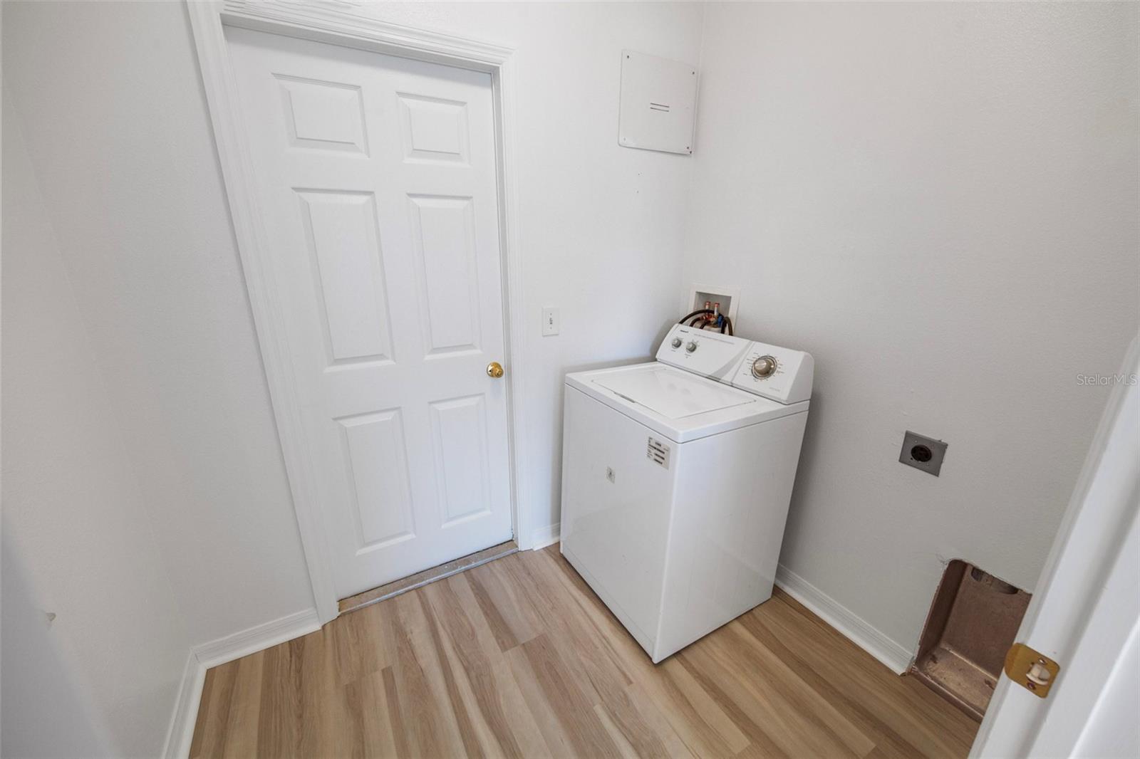 Listing Photo 14