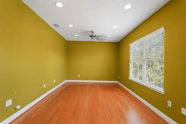 Listing Photo 31