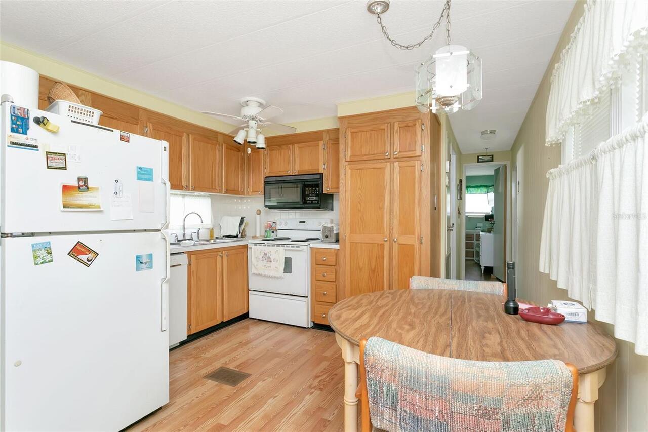 Listing Photo 6