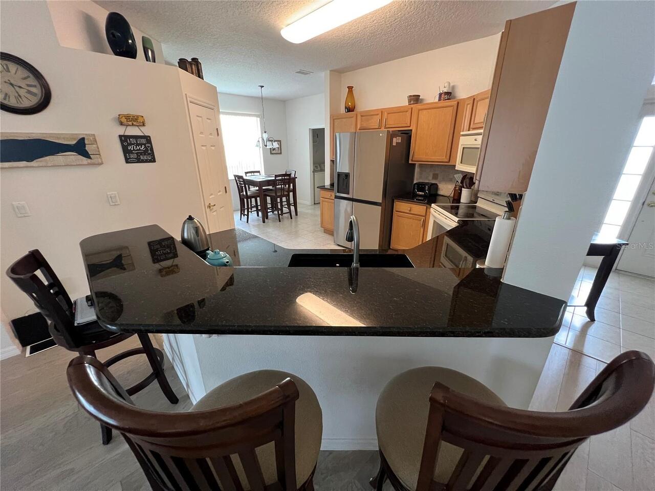 Listing Photo 9