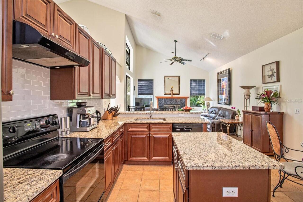 Listing Photo 16
