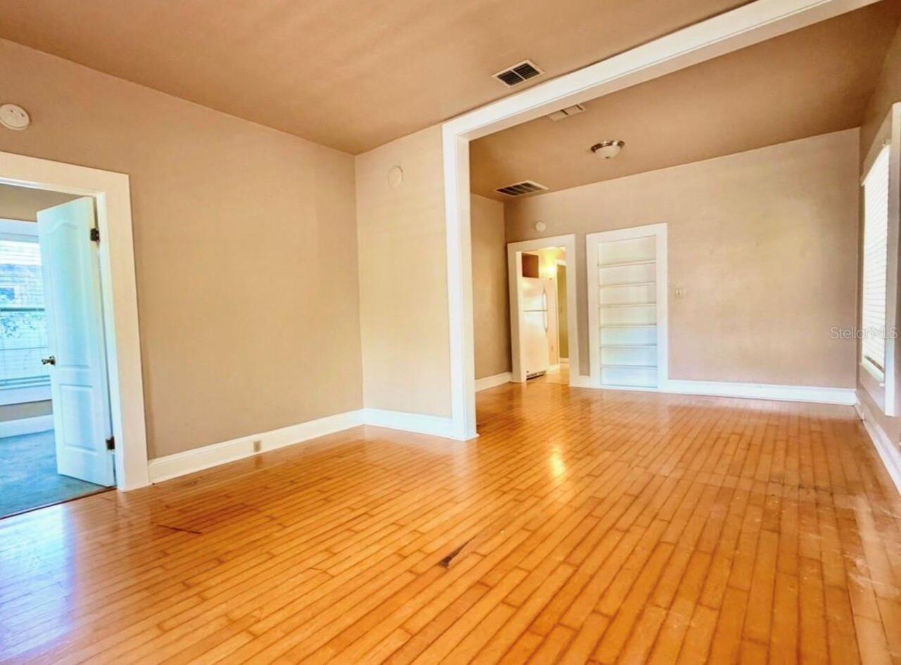 Listing Photo 7