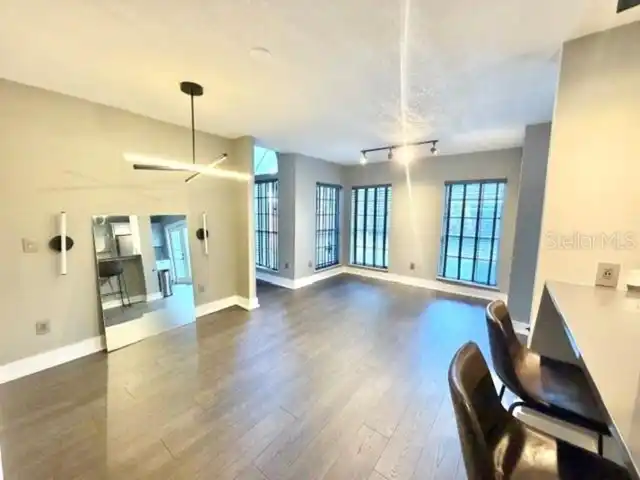 Listing Photo 7