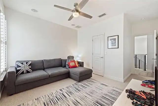 Listing Photo 33
