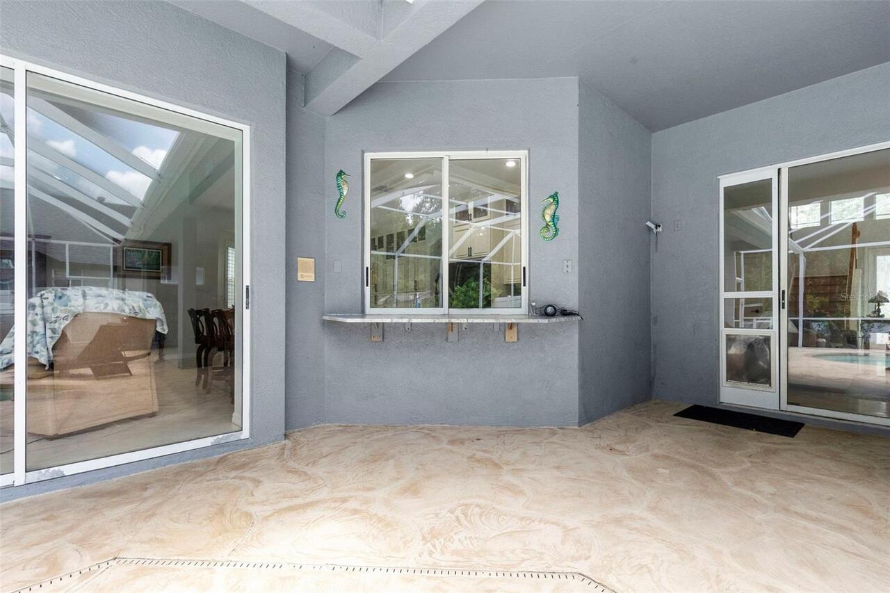Listing Photo 12