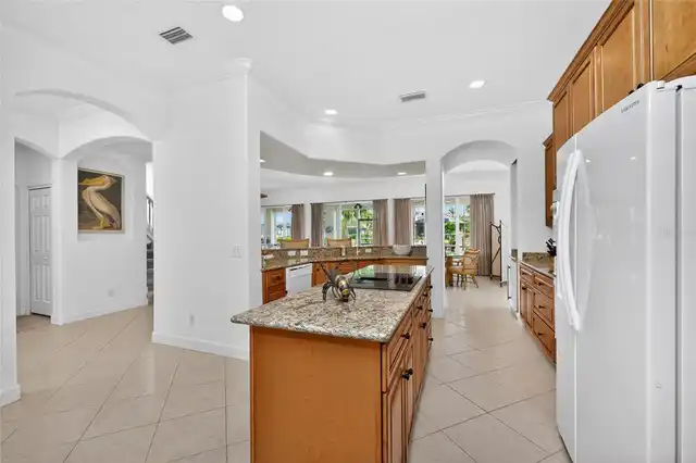Listing Photo 18