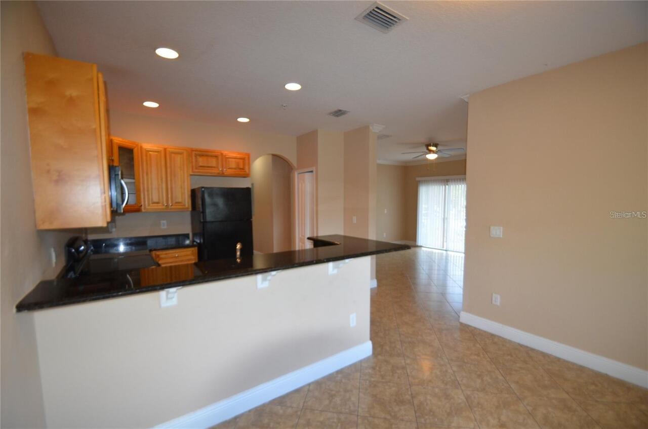 Listing Photo 12