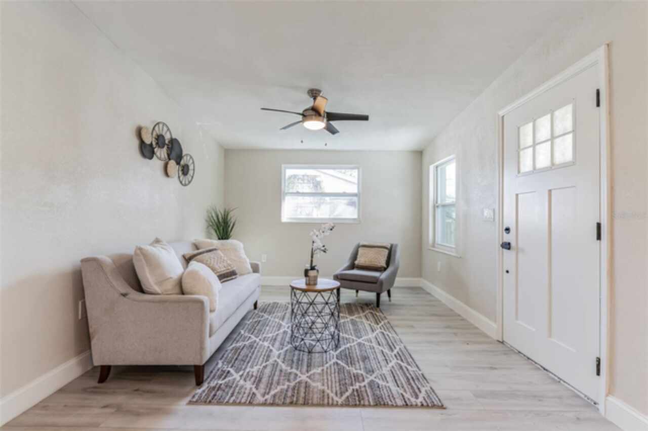 Listing Photo 7
