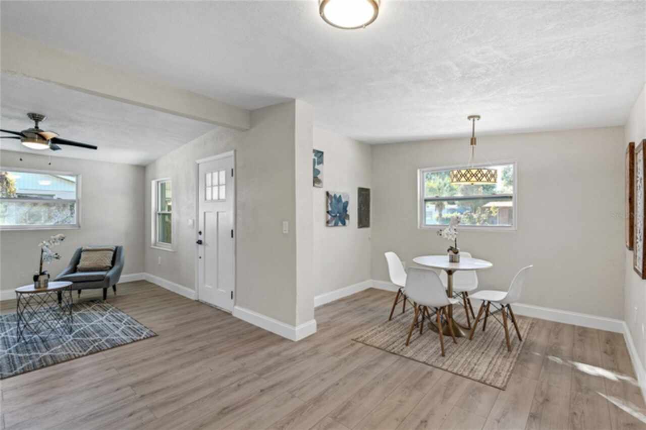 Listing Photo 11