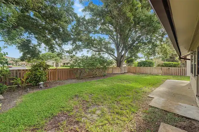 Listing Photo 32