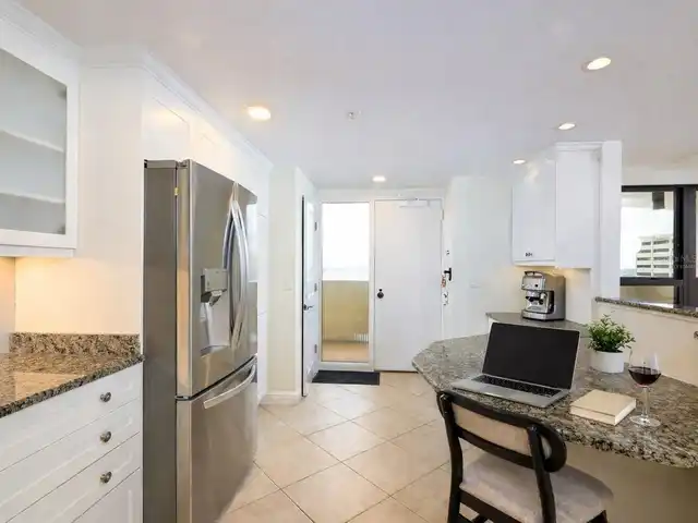 Listing Photo 17