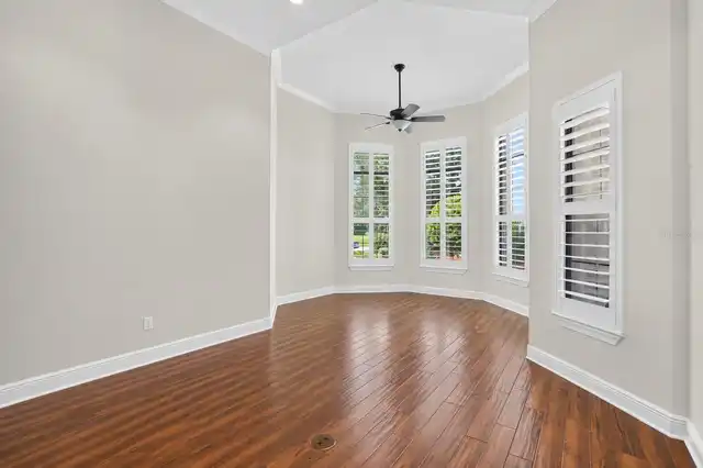 Listing Photo 17