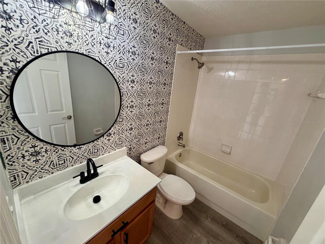Listing Photo 20