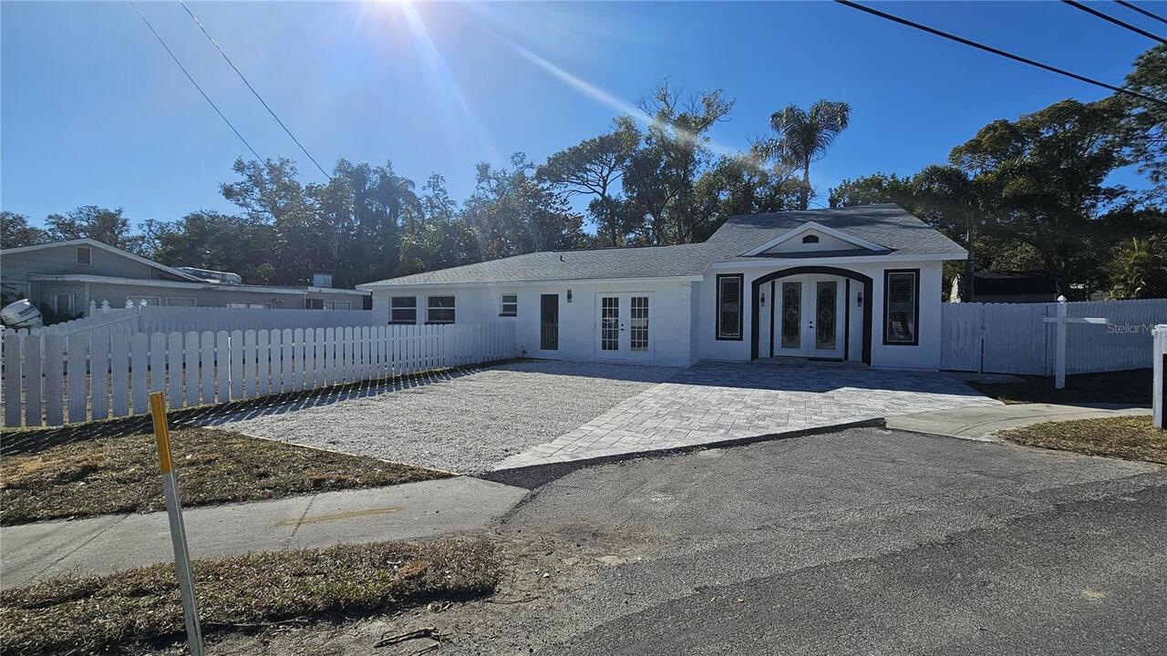Listing Photo 7
