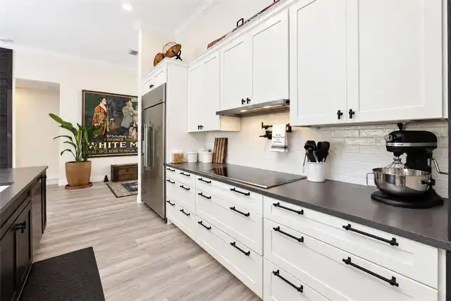 Listing Photo 18
