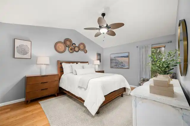Listing Photo 19