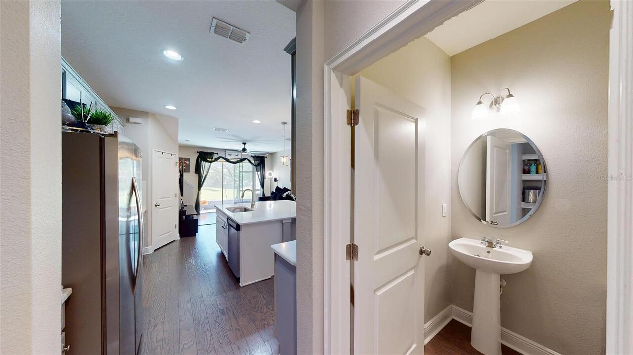 Listing Photo 11