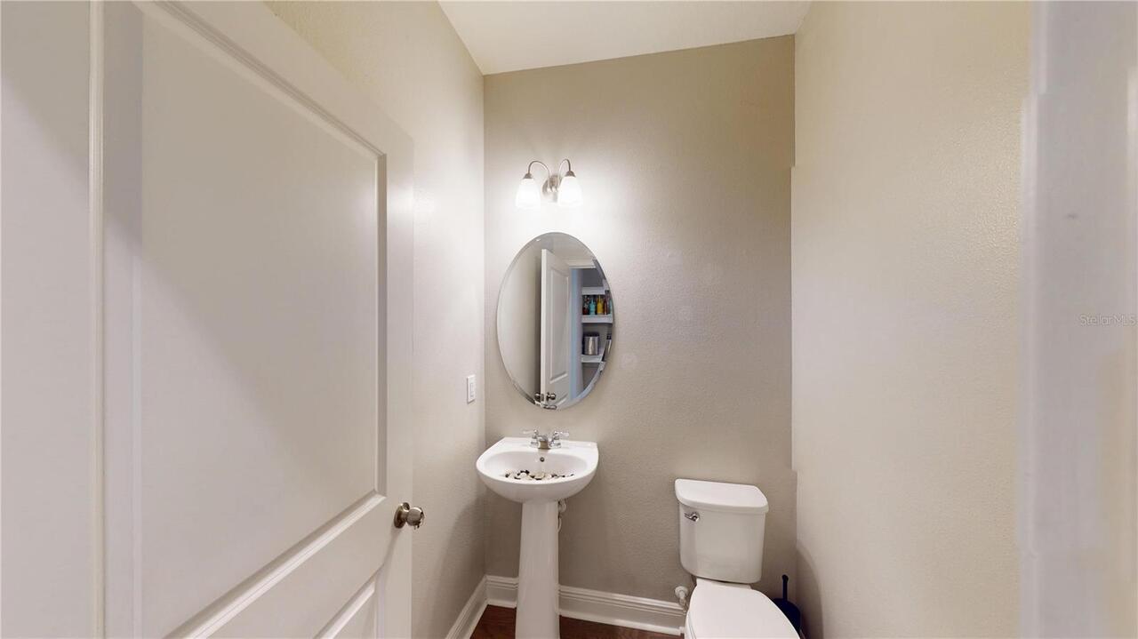 Listing Photo 12