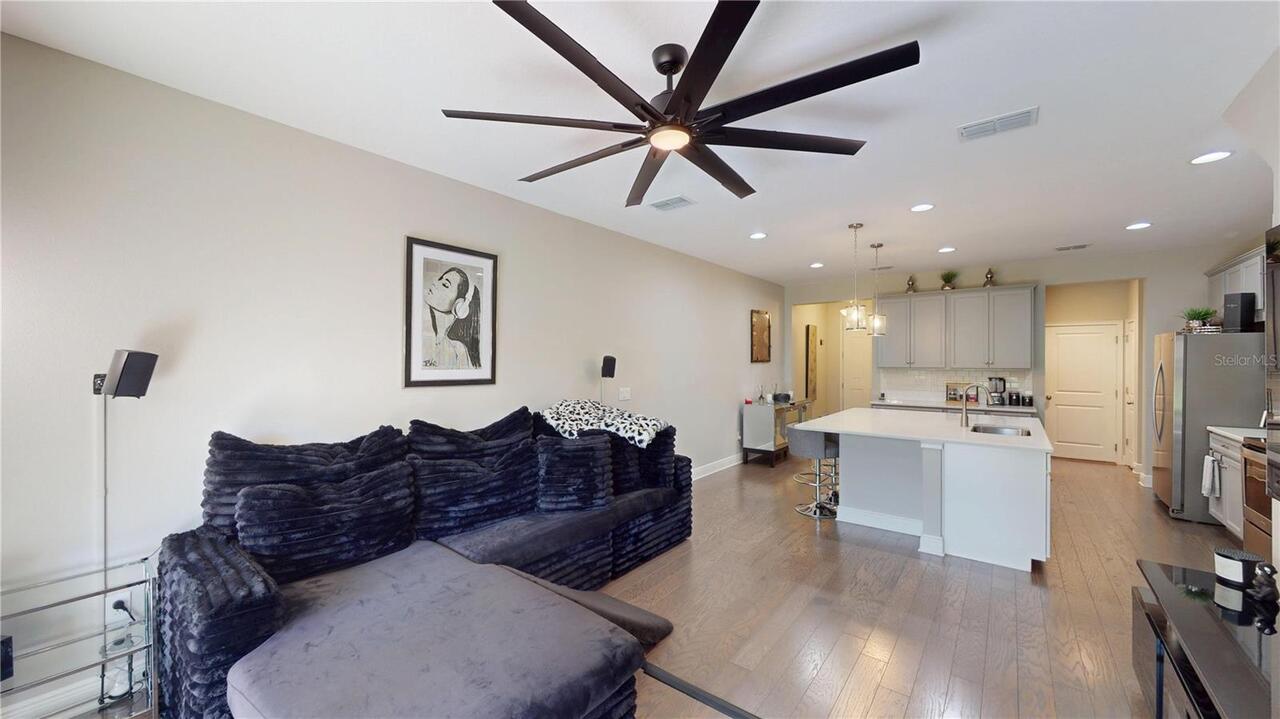 Listing Photo 17