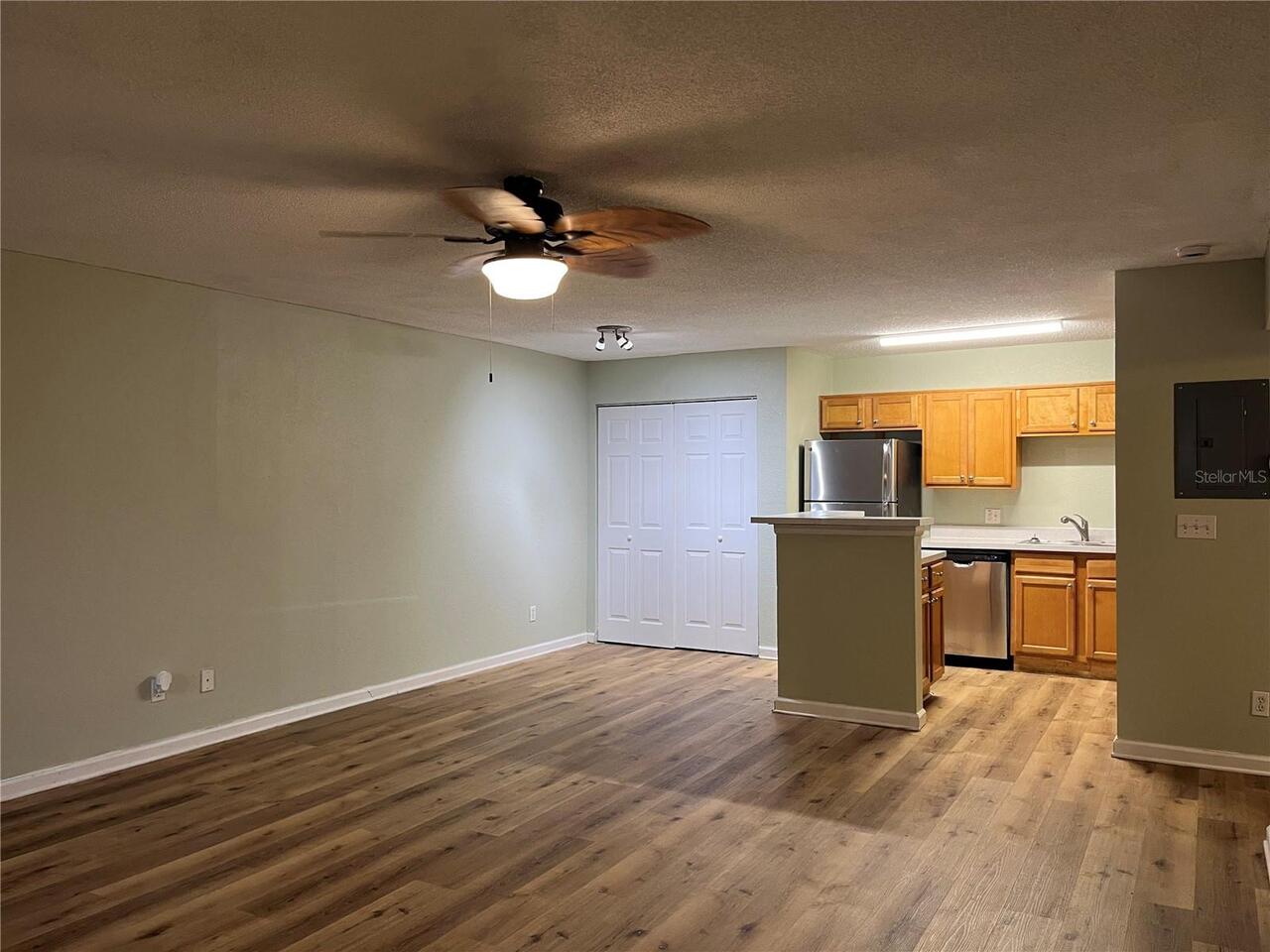 Listing Photo 7