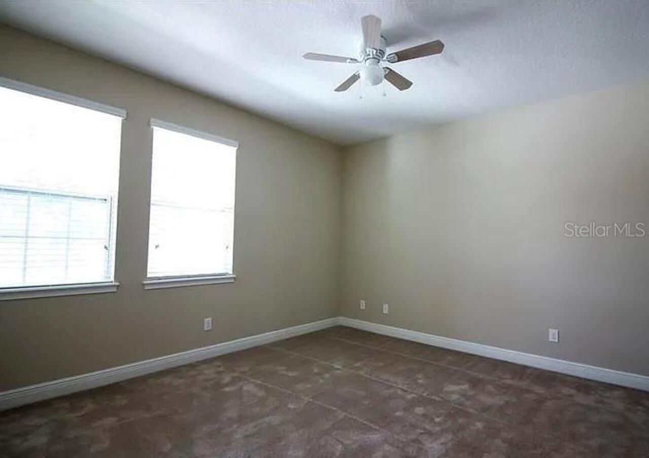 Listing Photo 8