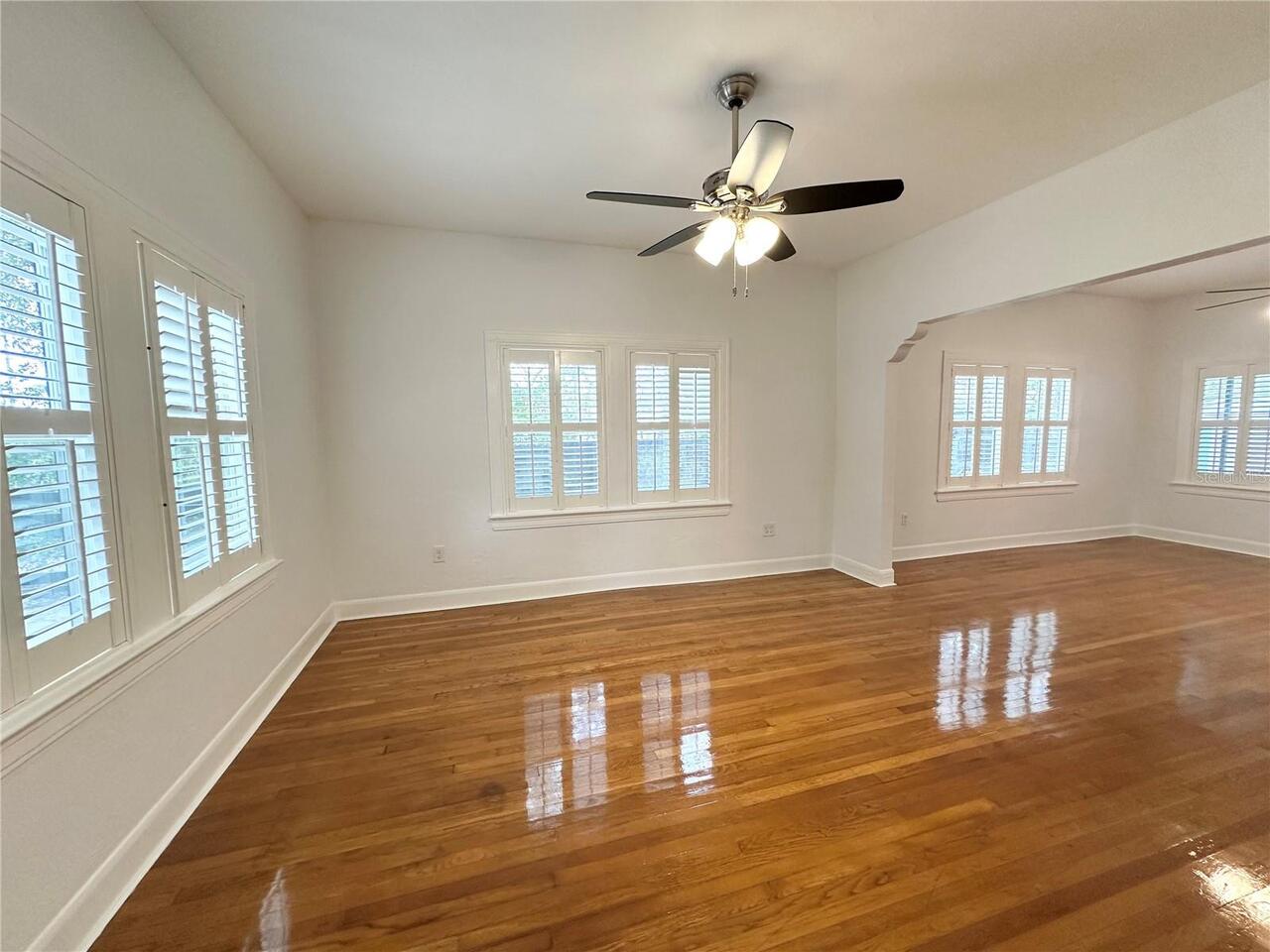 Listing Photo 8