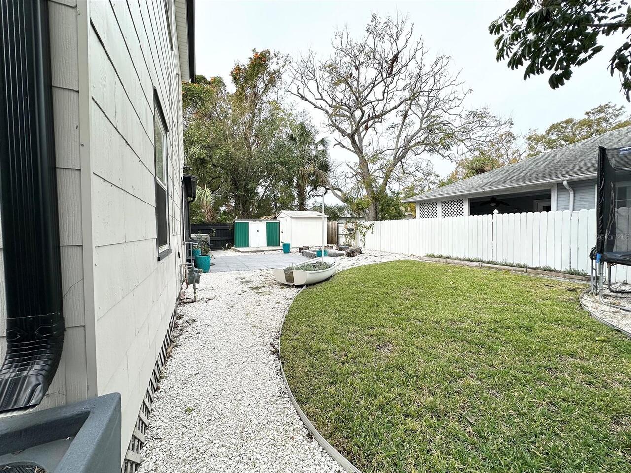 Listing Photo 32