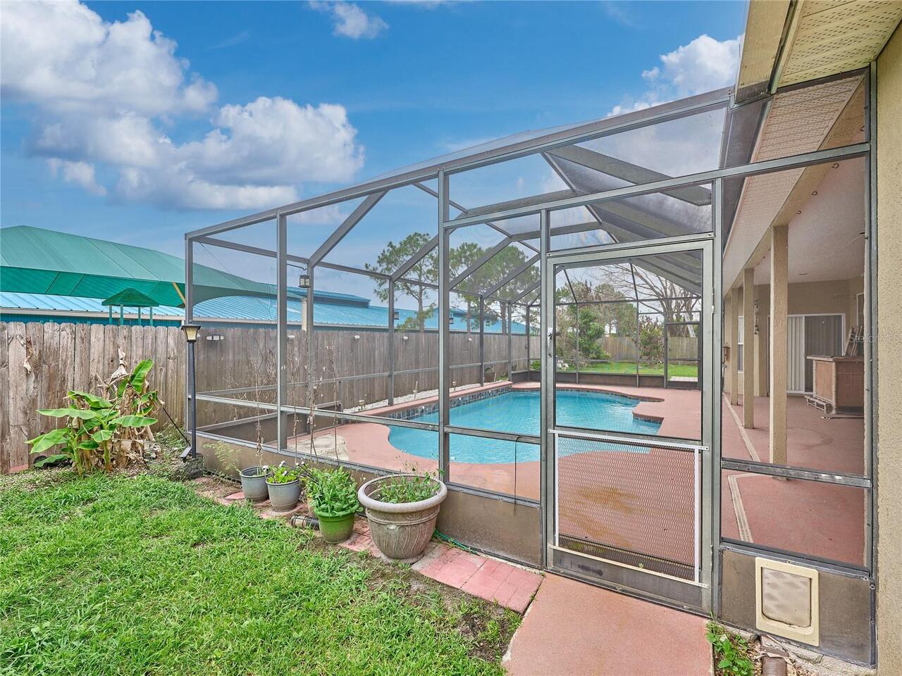 Listing Photo 11