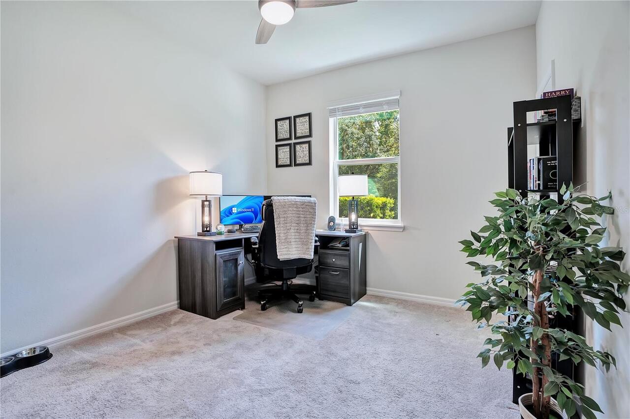 Listing Photo 12