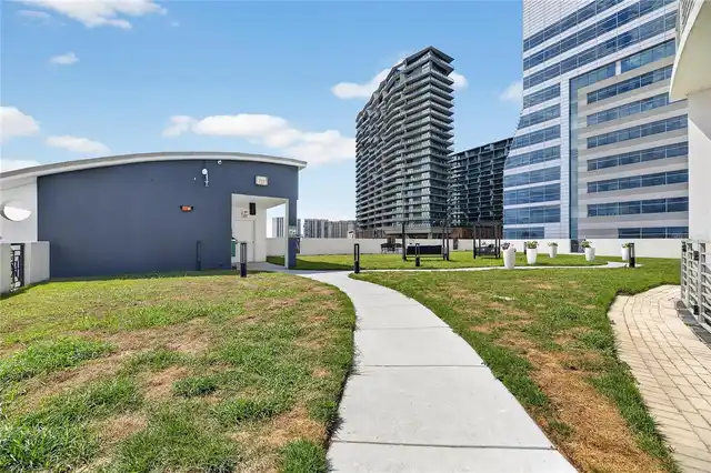 Listing Photo 43