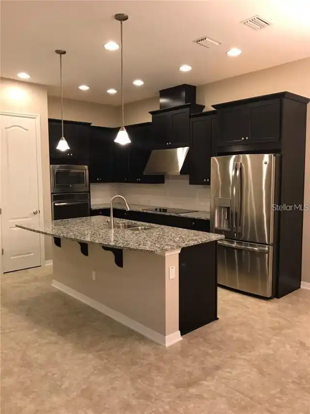 Listing Photo 17