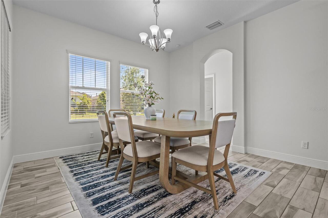 Listing Photo 14