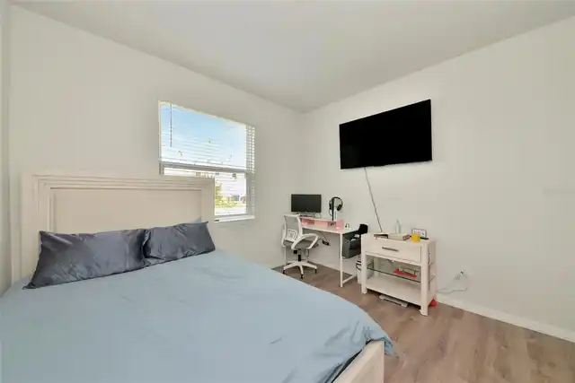 Listing Photo 28