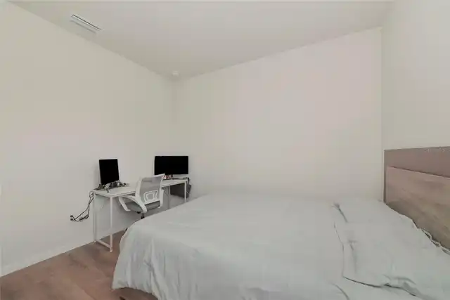 Listing Photo 32