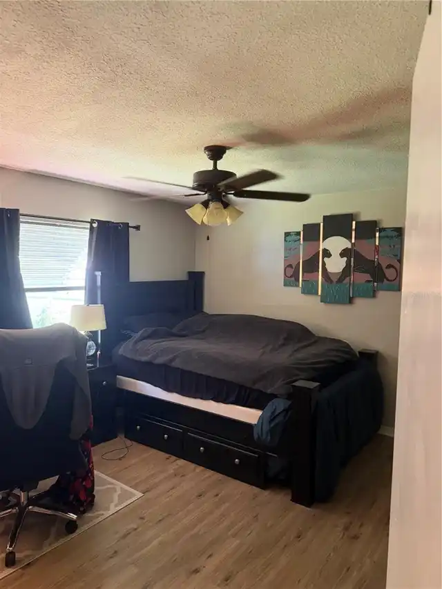 Listing Photo 7