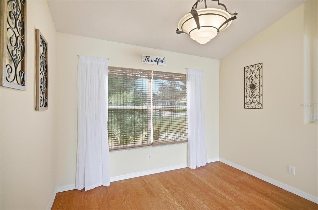 Listing Photo 9