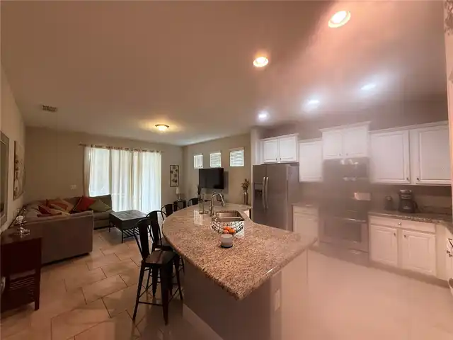 Listing Photo 7