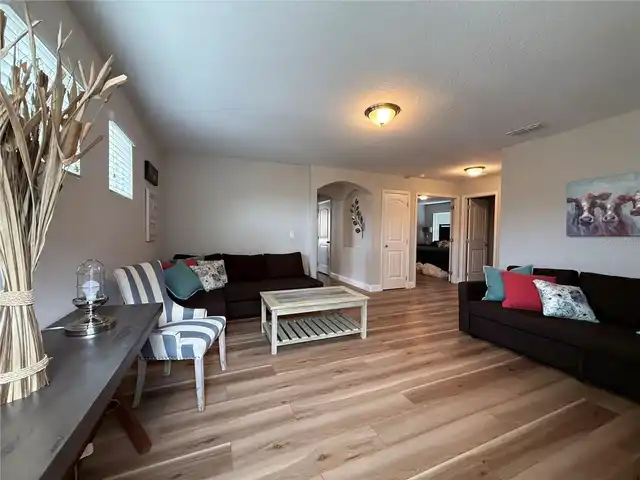 Listing Photo 28
