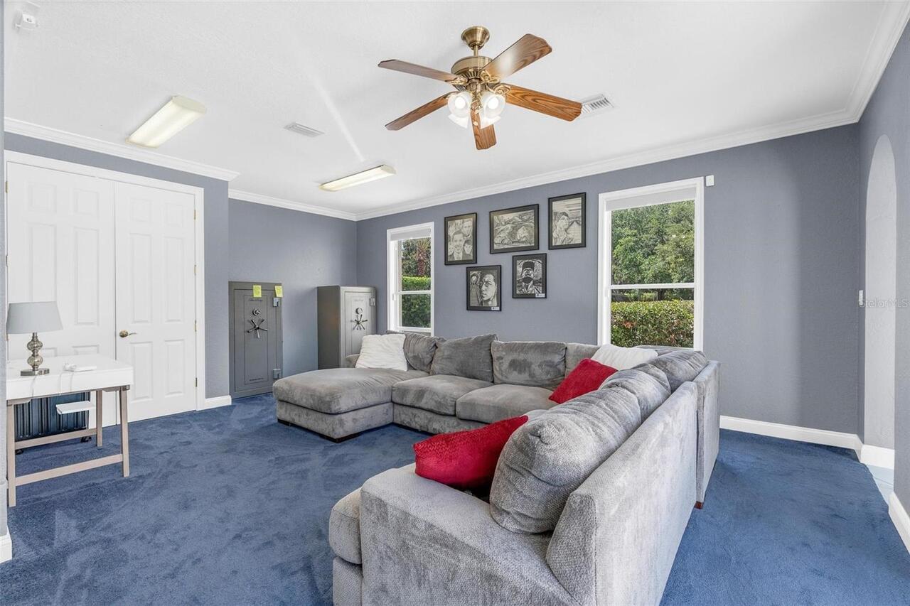 Listing Photo 18