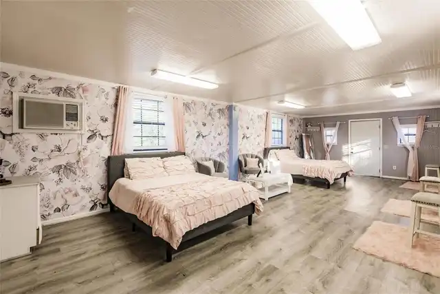 Listing Photo 41