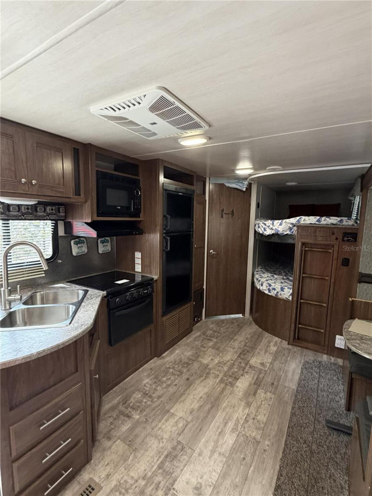 Listing Photo 20
